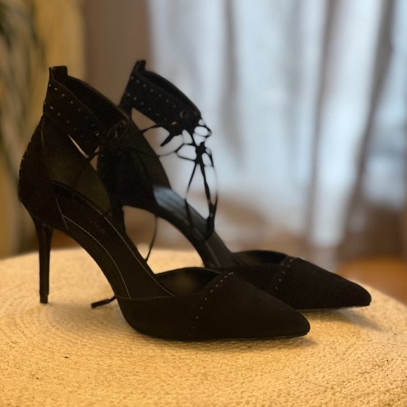 sz 7 Kendall + Kylie ankle strap black suede pumps - Picture 9 of 10